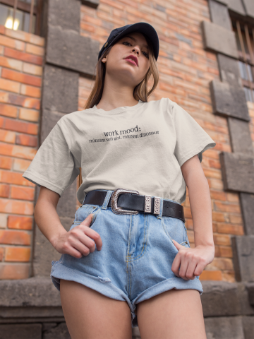 Minsan Soft Girl, Minsan Dinosaur